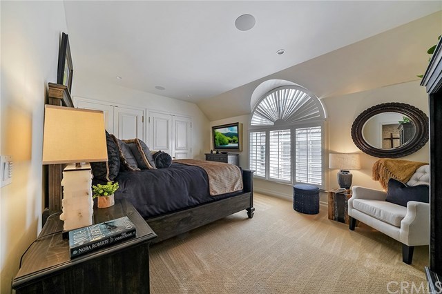 3 Harbor Island Newport Beach, CA 92660 - Photo 48 of 73 Guest suite on the second floor