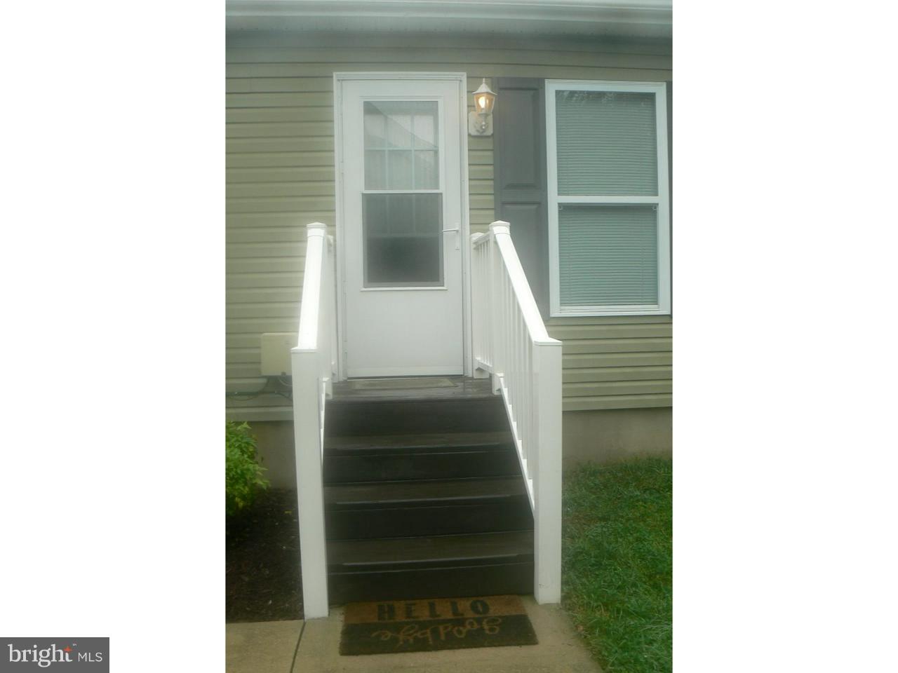 226 Pine Street Dover, DE 19901 - Photo 3 of 20 a view of entryway and hall with wooden floor