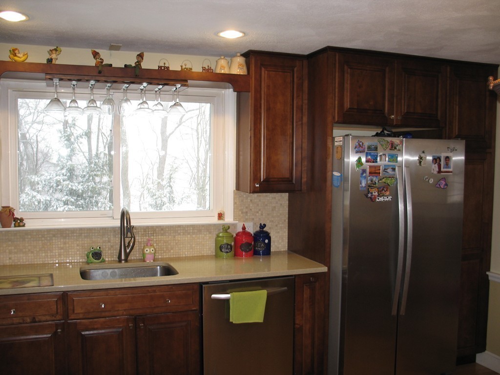 10 Red Coat Road Shrewsbury, MA 01545 - Photo 13 of 27 Gallery Image 13