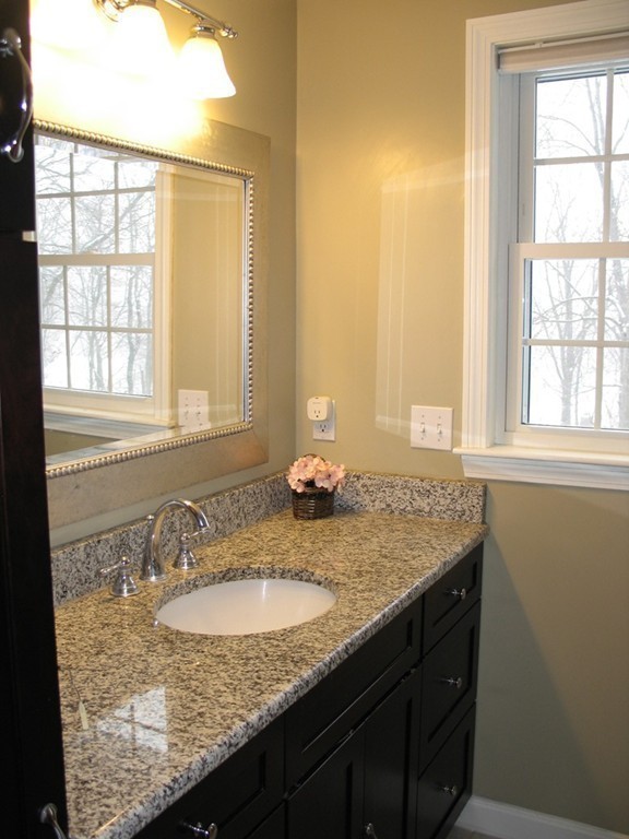 10 Red Coat Road Shrewsbury, MA 01545 - Photo 20 of 27 Gallery Image 20