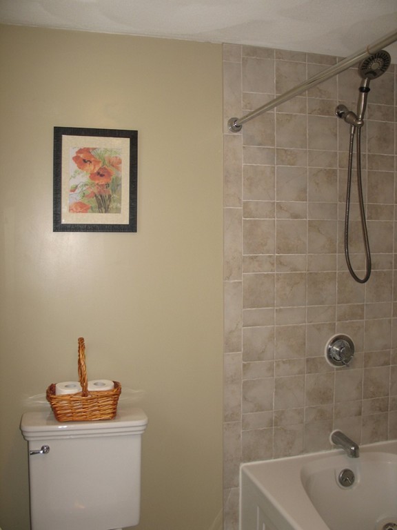 10 Red Coat Road Shrewsbury, MA 01545 - Photo 21 of 27 Gallery Image 21