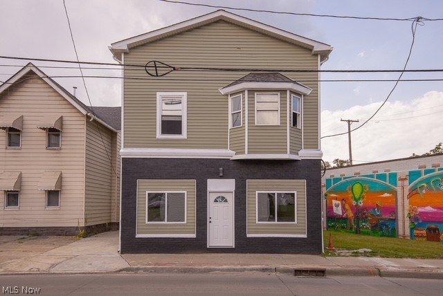 3272 Fulton Road Cleveland, OH 44109 - Photo 1 of 30 Gallery Image 1