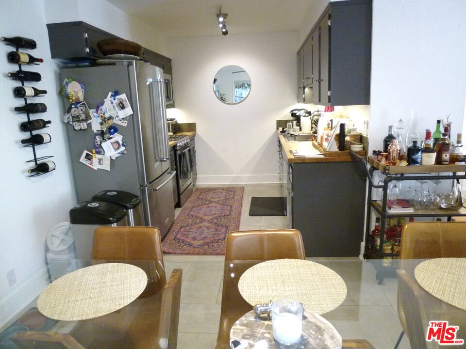 717 Crestmoore Place Venice, CA 90291 - Photo 6 of 18 a bathroom with a toilet sink and mirror