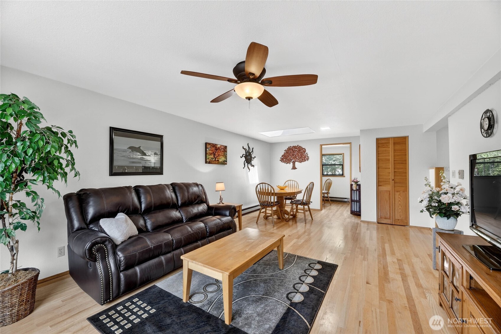 17830 116th Avenue Southeast Renton, WA 98058 - Photo 15 of 28