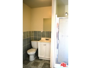 270 West Wilson Street Rialto, CA 92376 - Photo 11 of 27