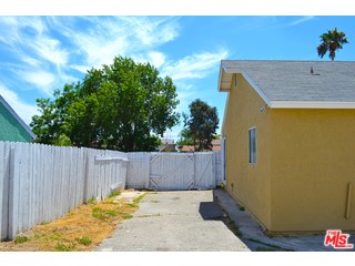270 West Wilson Street Rialto, CA 92376 - Photo 24 of 27