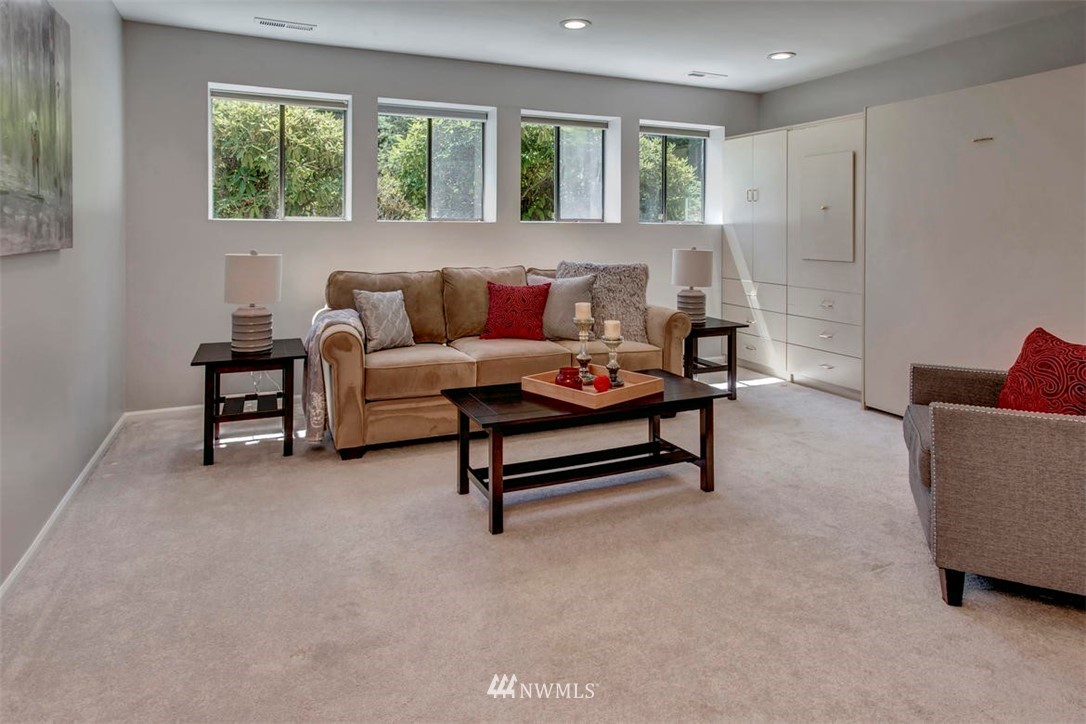 10616 Northeast 153rd Street Bothell, WA 98011 - Photo 15 of 25 Gallery Image 15