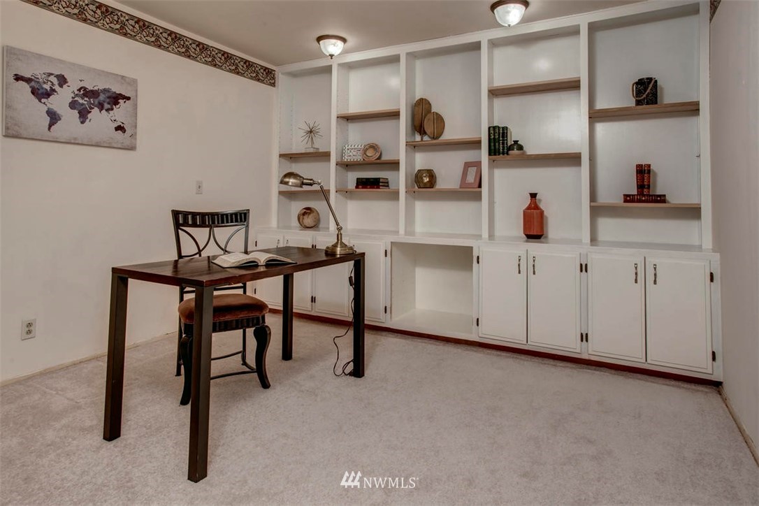 10616 Northeast 153rd Street Bothell, WA 98011 - Photo 16 of 25 Gallery Image 16