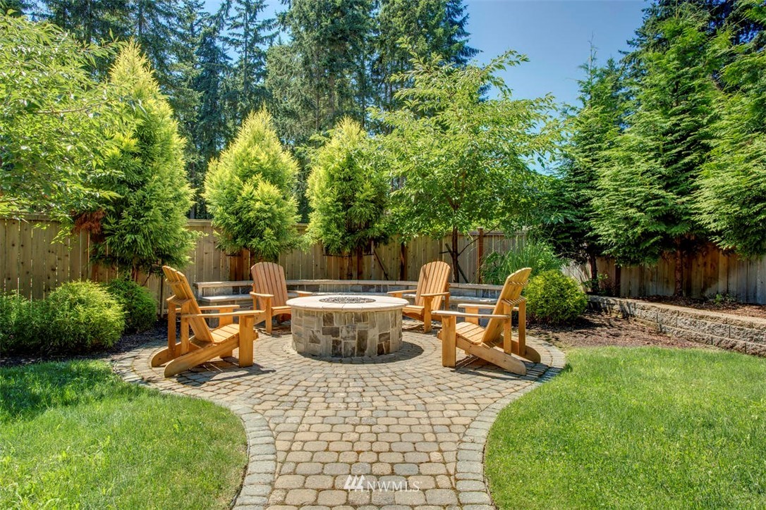 10616 Northeast 153rd Street Bothell, WA 98011 - Photo 3 of 25 Gallery Image 3