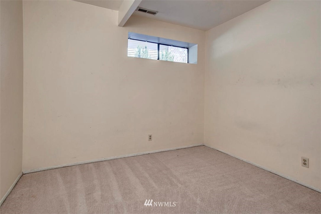 10616 Northeast 153rd Street Bothell, WA 98011 - Photo 22 of 25 Gallery Image 22