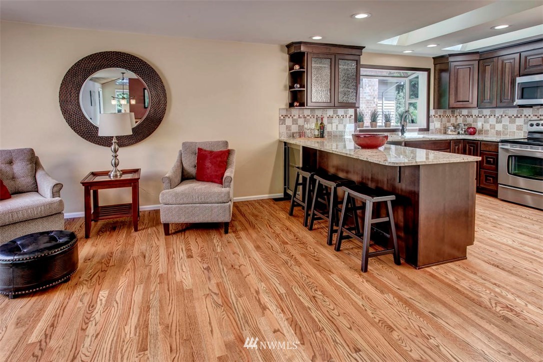 10616 Northeast 153rd Street Bothell, WA 98011 - Photo 6 of 25 Gallery Image 6