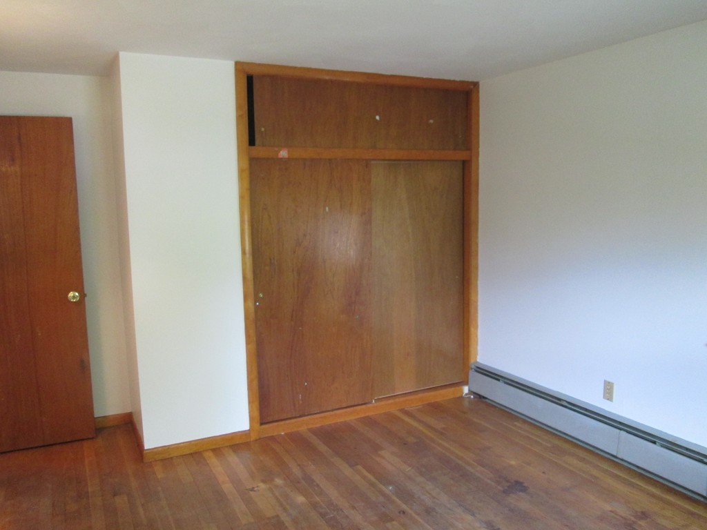 49 Sterling Road Northampton, MA 01062 - Photo 11 of 24