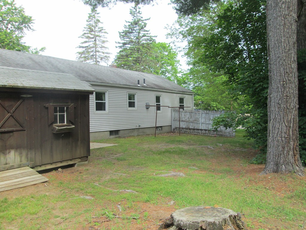 49 Sterling Road Northampton, MA 01062 - Photo 18 of 24