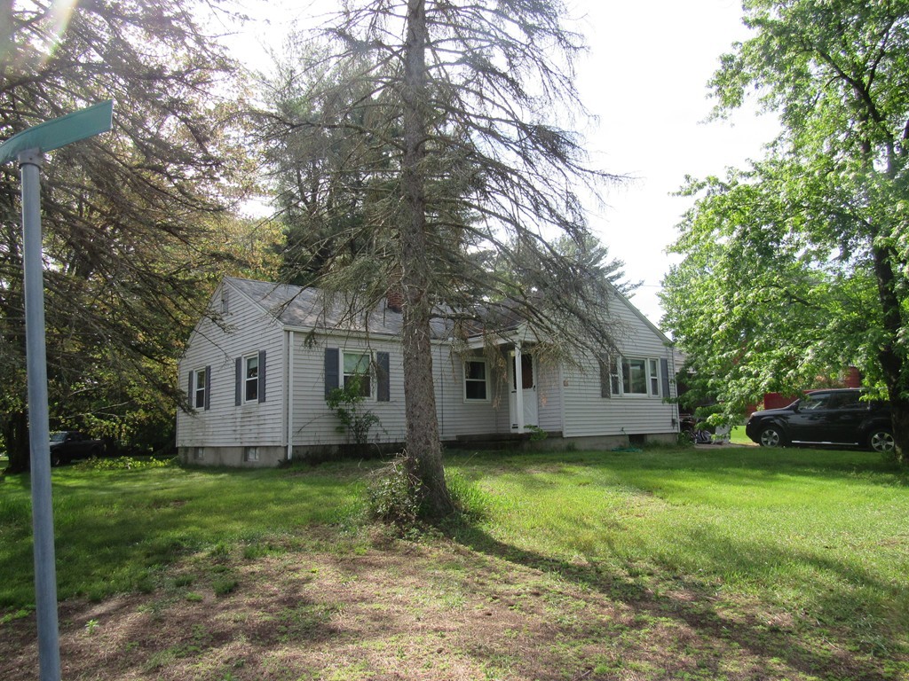 49 Sterling Road Northampton, MA 01062 - Photo 2 of 24