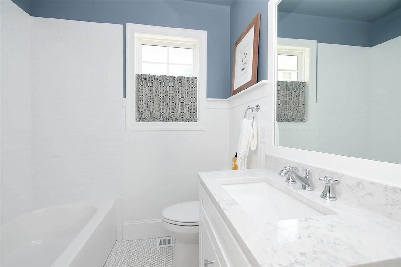 2017 Pine Drive Raleigh, NC 27608 - Photo 16 of 25 Photo 16