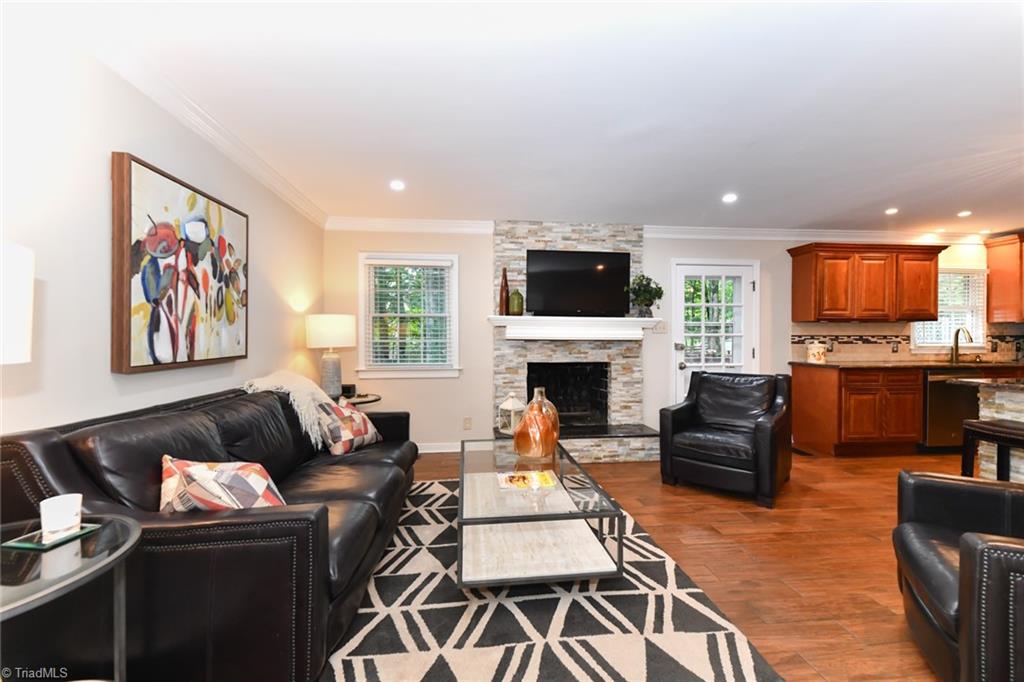 4801 Sweetbriar Road Greensboro, NC 27455 - Photo 13 of 32