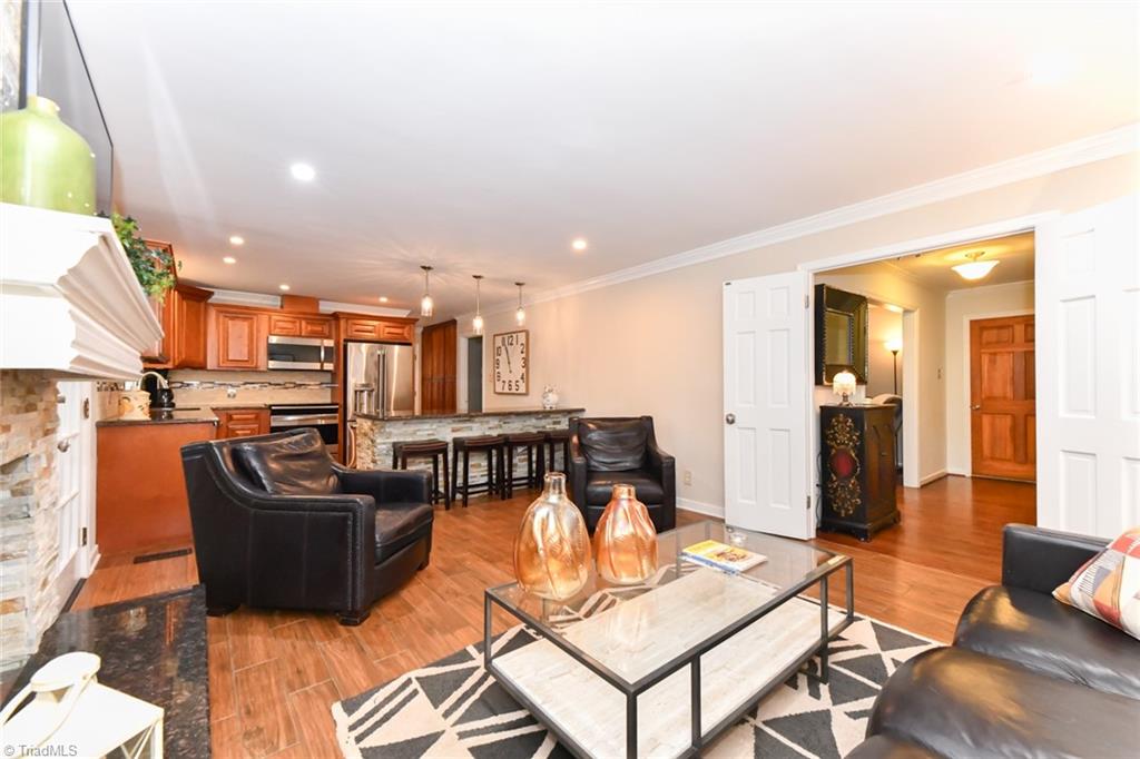 4801 Sweetbriar Road Greensboro, NC 27455 - Photo 15 of 32