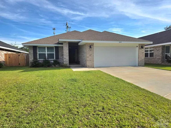 $2,300 | 12139 Emerald Heights Lane, Pensacola, FL 32506