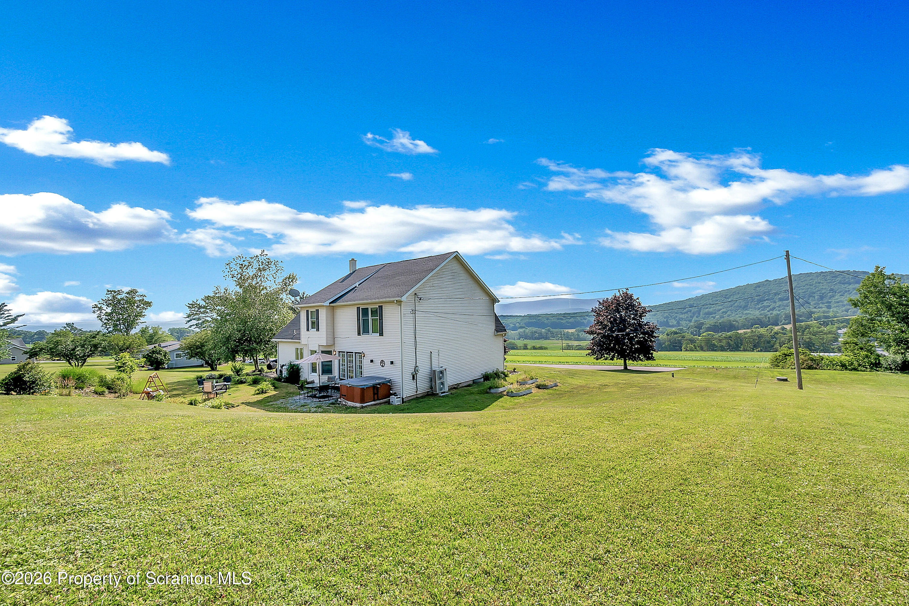 726 Post Hill Road Falls, PA 18615 - Photo 6 of 51 Post Hill-7