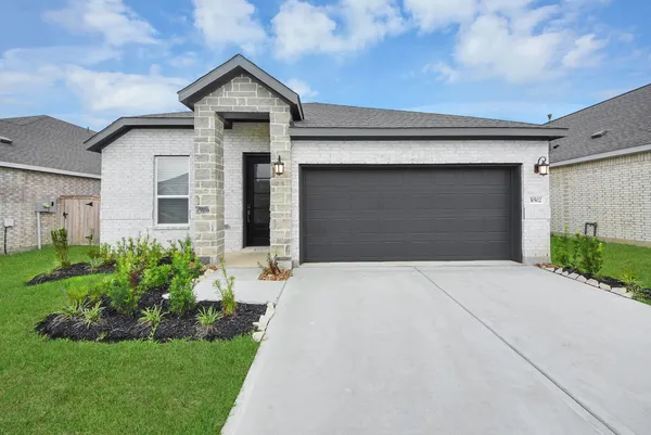 $2,200 | 31502 San Floro Drive, Huffman, TX 77336