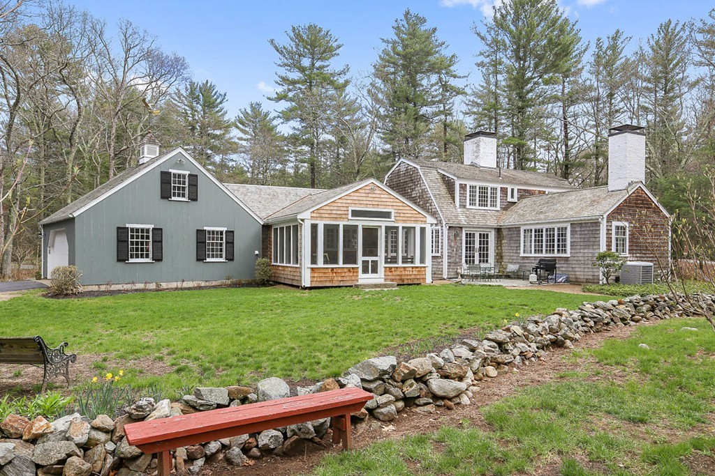 94 Georgetown Road Boxford, MA 01921 - Photo 25 of 30