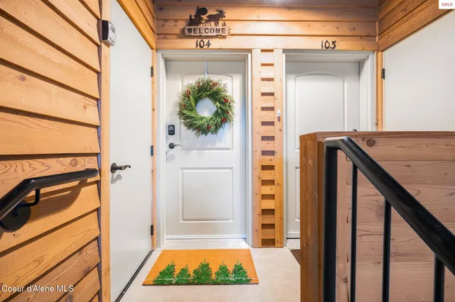 $639,900 | 503 Guthrie Place, Unit 104, Dover, ID 83825