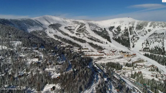 $639,900 | 503 Guthrie Place, Unit 104, Dover, ID 83825