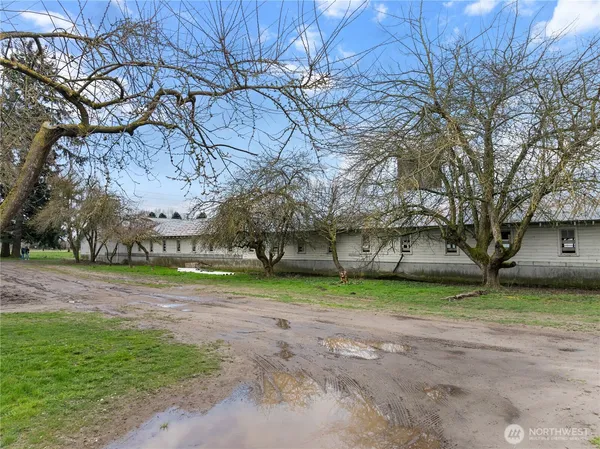 $1,600,000 | 21563-21567 Cook Road, Sedro-Woolley, WA 98284