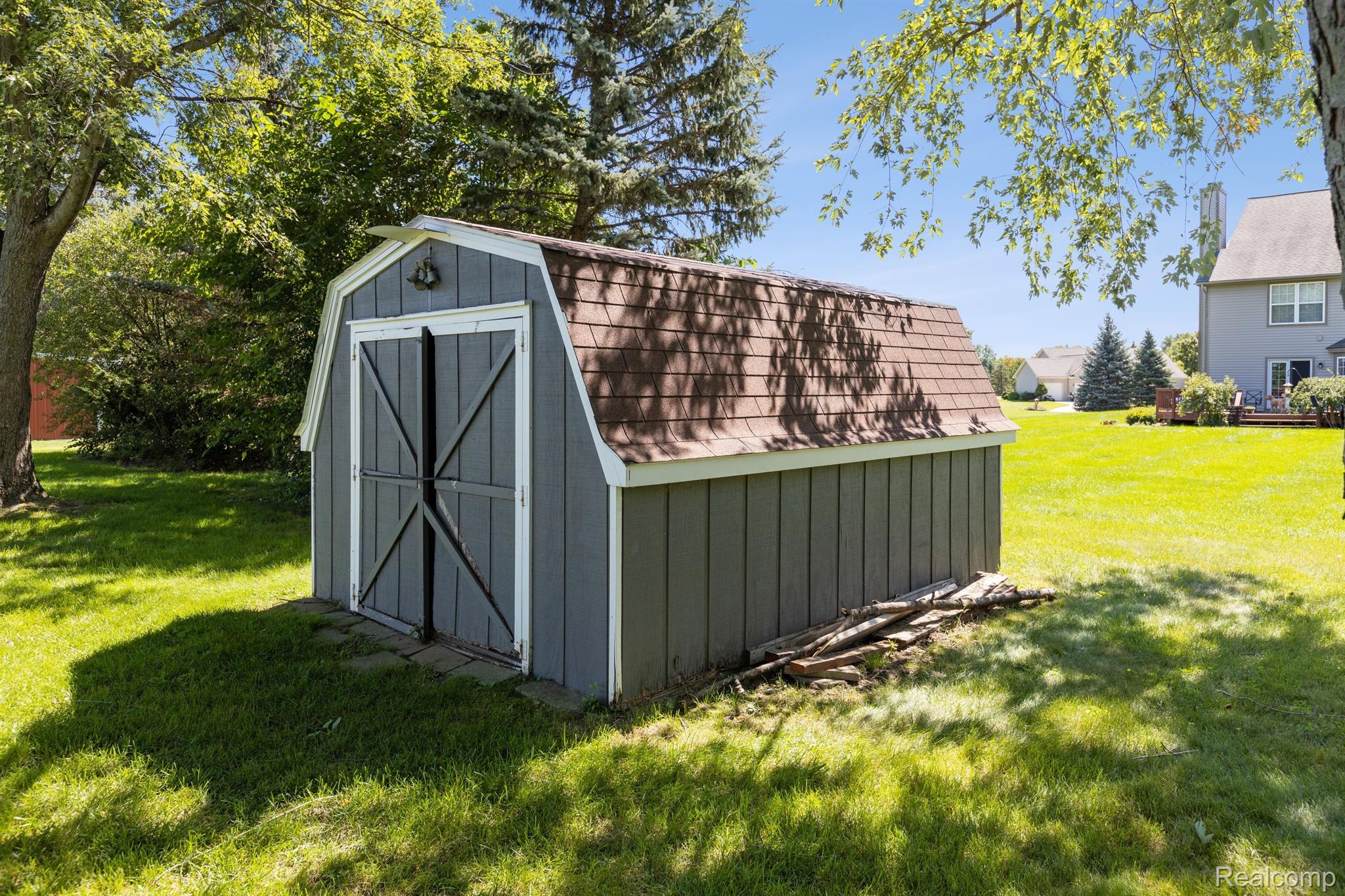 8121 Carpenter Road Flushing, MI 48433 - Photo 34 of 35 Gallery Image 34
