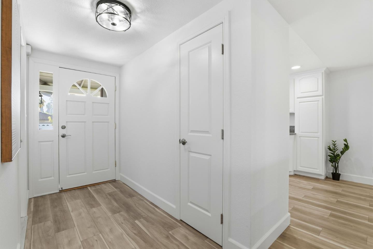 2333 Downing Avenue San Jose, CA 95128 - Photo 7 of 43