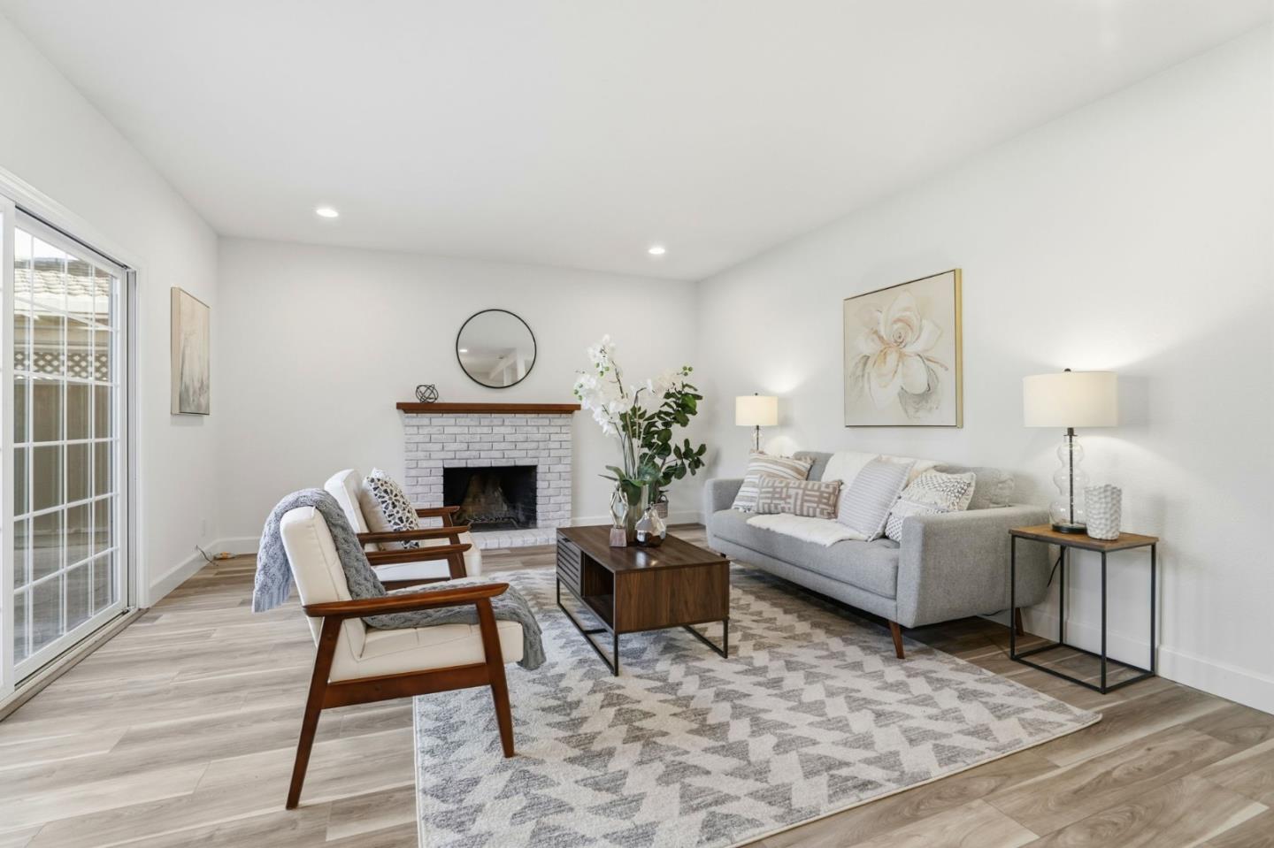 2333 Downing Avenue San Jose, CA 95128 - Photo 9 of 43