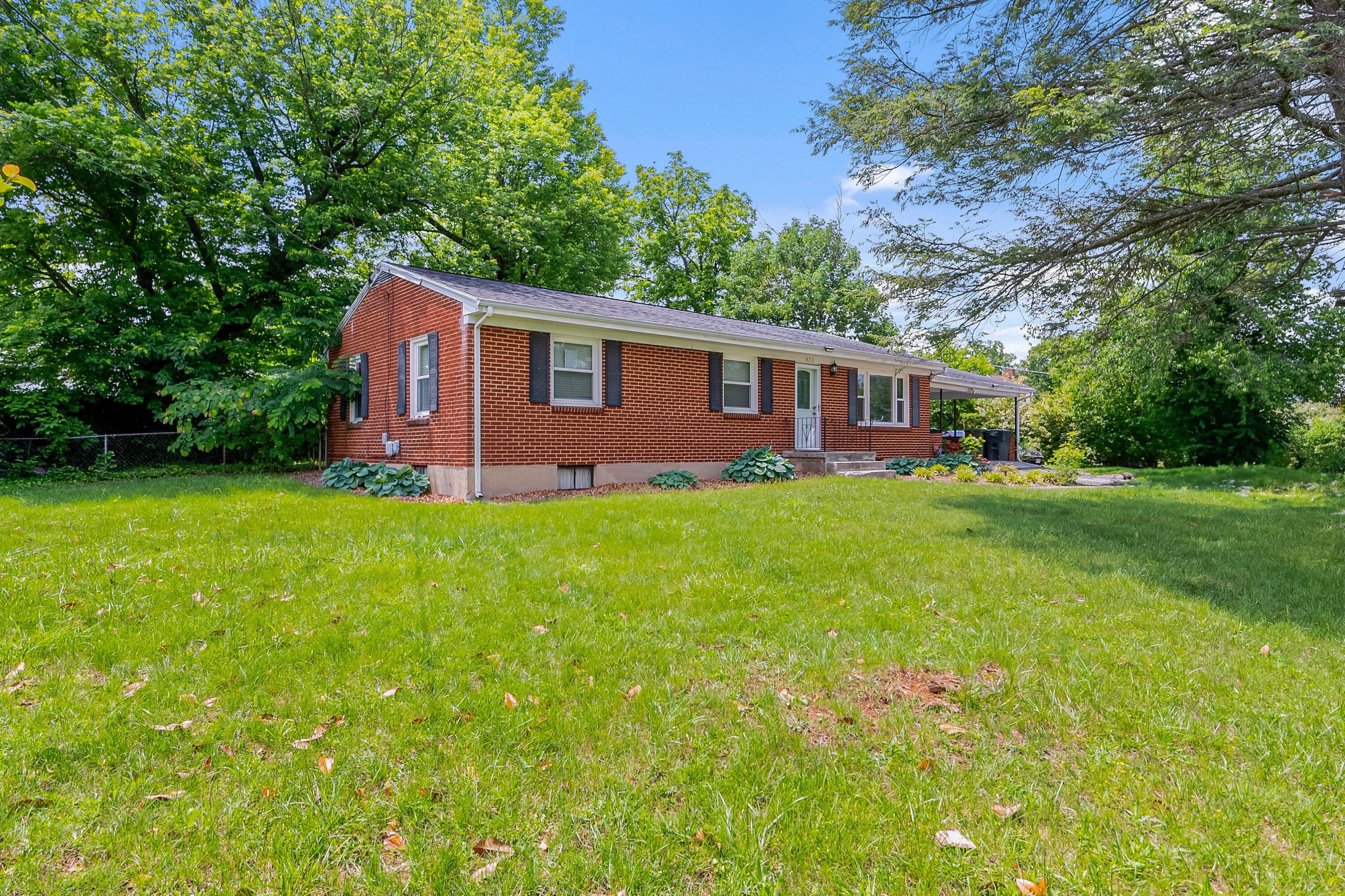 473 Hemlock Road Salem, VA 24153 - Photo 3 of 45 salem-3