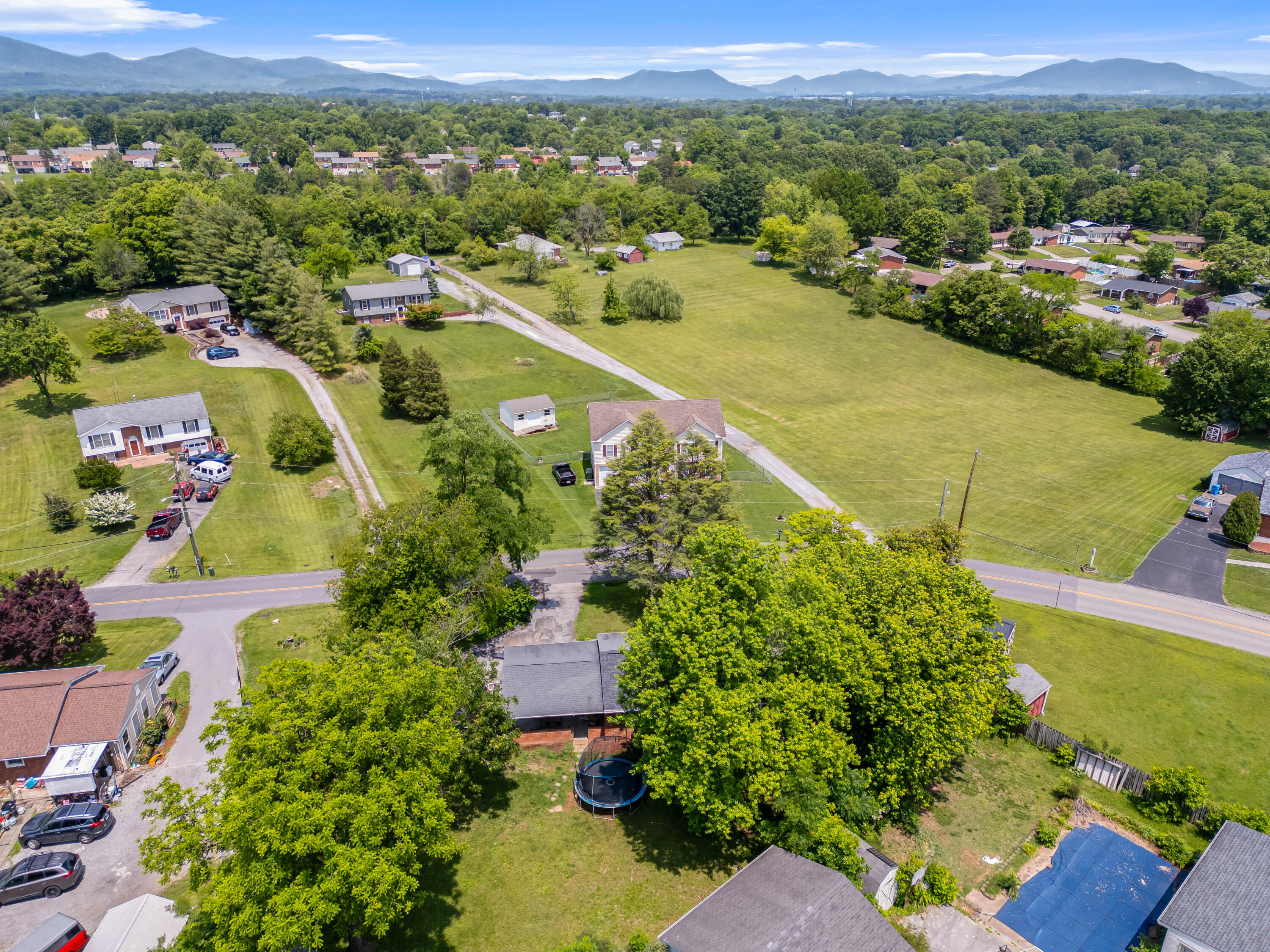 473 Hemlock Road Salem, VA 24153 - Photo 44 of 45 salem-48