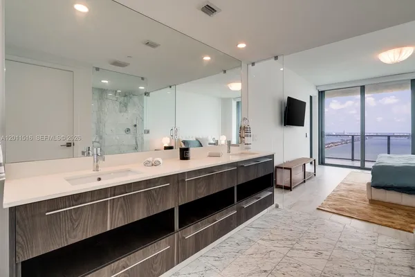 $8,900 | 3131 Northeast 7th Avenue, Unit 3804, Miami, FL 33137