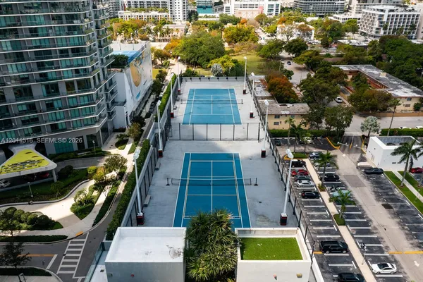 $8,900 | 3131 Northeast 7th Avenue, Unit 3804, Miami, FL 33137