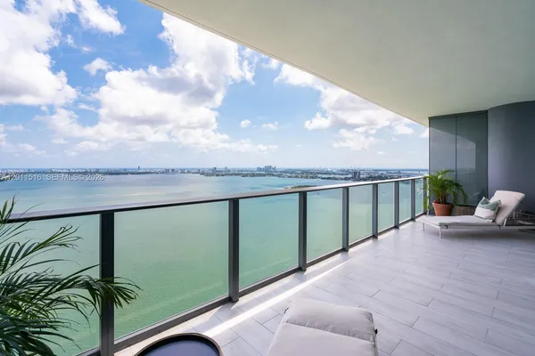 $8,900 | 3131 Northeast 7th Avenue, Unit 3804, Miami, FL 33137