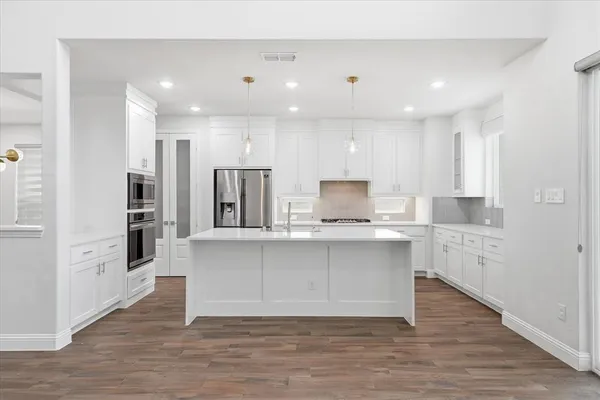 $850,000 | 8053 Monks Cap Street, Frisco, TX 75035