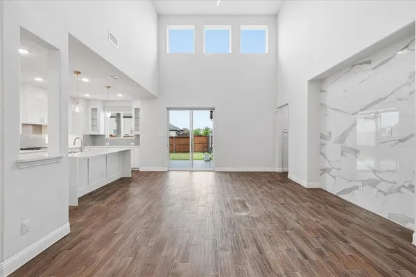 $850,000 | 8053 Monks Cap Street, Frisco, TX 75035