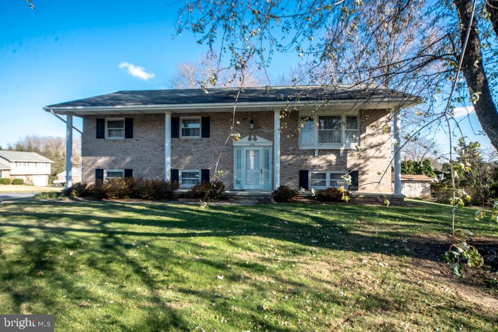 2161 Coventry Road Lancaster, PA 17601 - Photo 1 of 24 Gallery Image 1