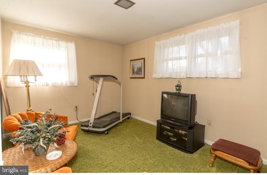 2161 Coventry Road Lancaster, PA 17601 - Photo 12 of 24 Gallery Image 12