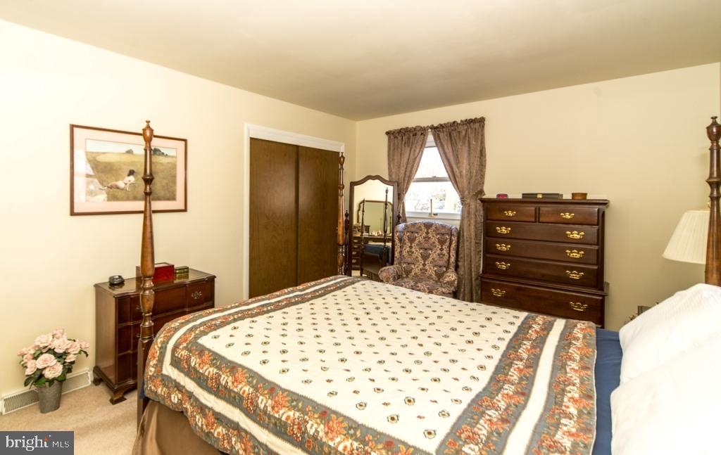 2161 Coventry Road Lancaster, PA 17601 - Photo 15 of 24 Gallery Image 15