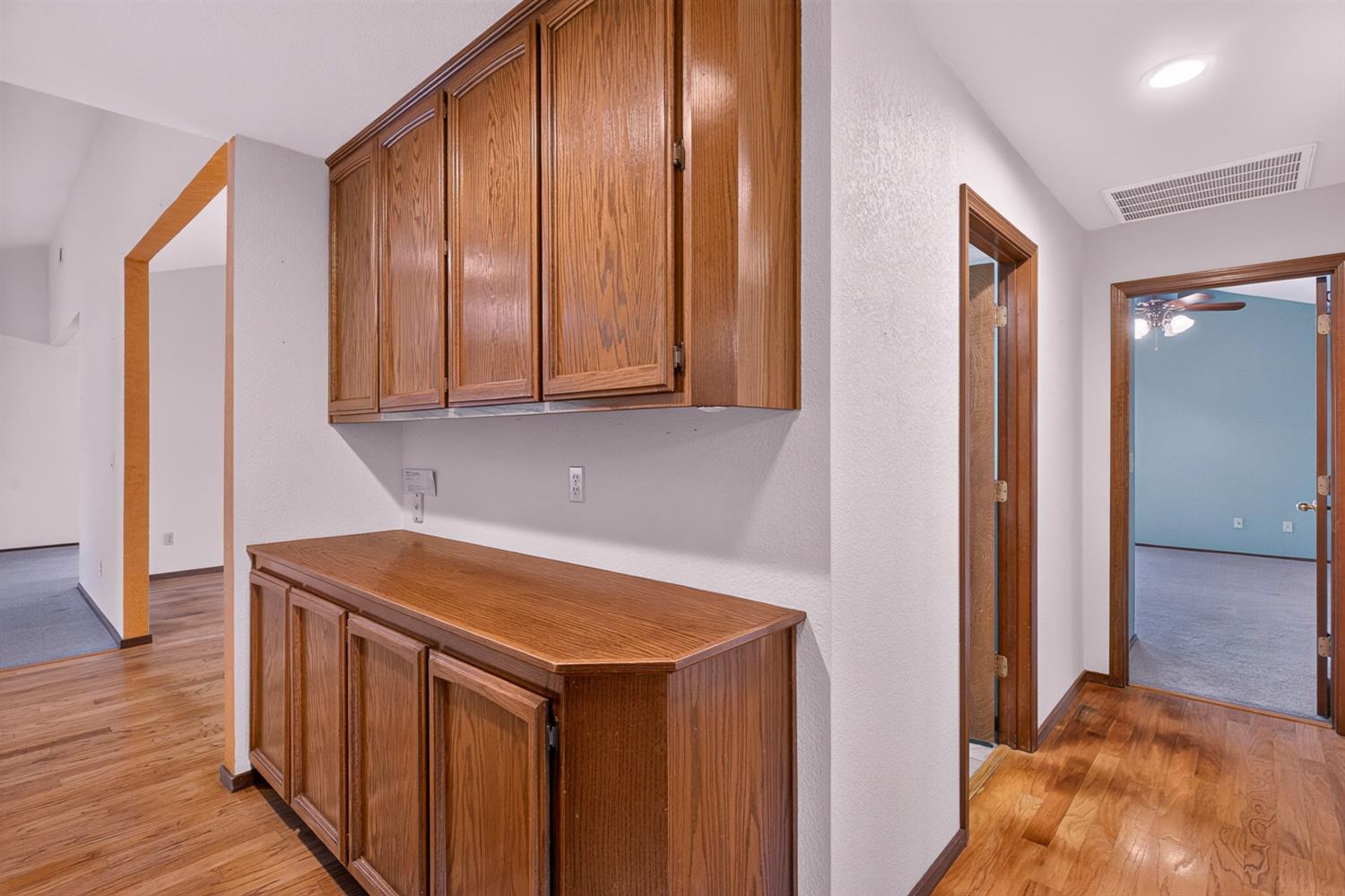 5312 Engle Road Carmichael, CA 95608 - Photo 28 of 60 Gallery Image 28