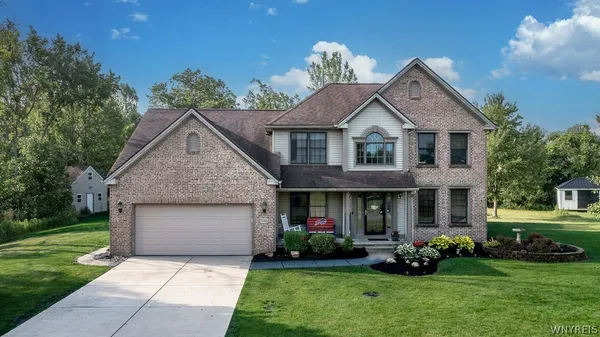 $559,900 | 3366 Brookfield Lane, Hamburg, NY 14075