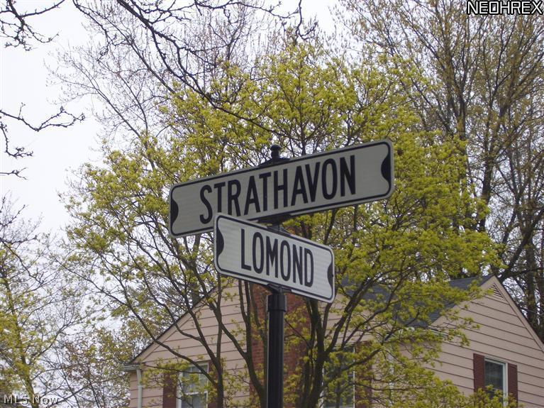 3666 Strathavon Road Cleveland, OH 44120 - Photo 15 of 20