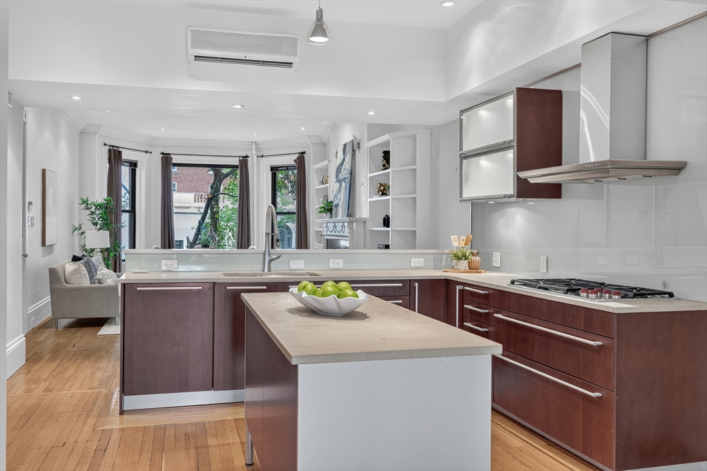 37 Bay State Road, Unit 3 Boston, MA 02215 - Photo 27 of 36