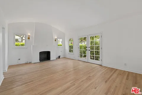 $1,940,000 | 951 North Martel Avenue, Los Angeles, CA 90046
