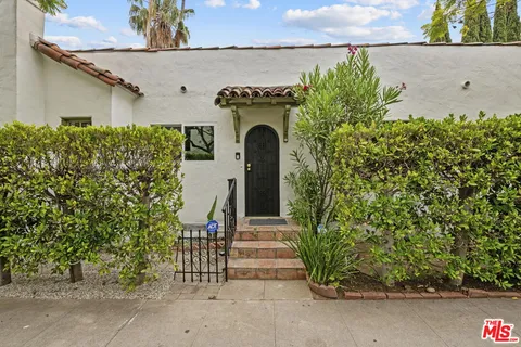 $1,940,000 | 951 North Martel Avenue, Los Angeles, CA 90046