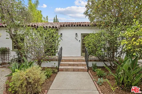 $1,940,000 | 951 North Martel Avenue, Los Angeles, CA 90046