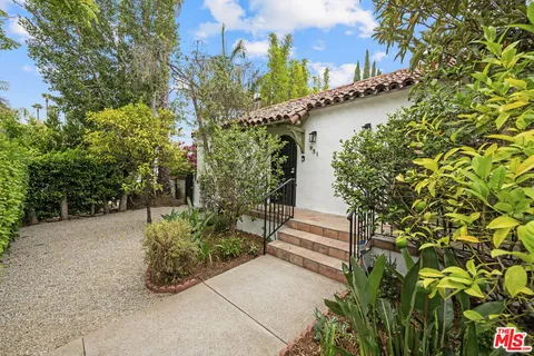 $1,940,000 | 951 North Martel Avenue, Los Angeles, CA 90046