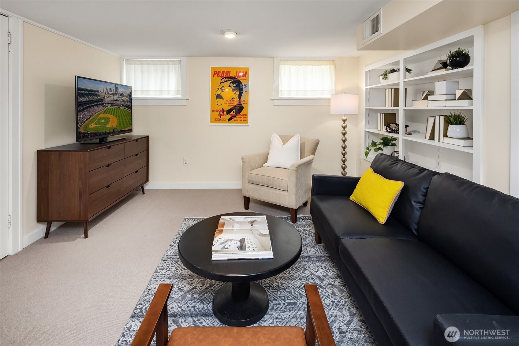 4529 Eastern Avenue North Seattle, WA 98103 - Photo 19 of 26 Gallery Image 19